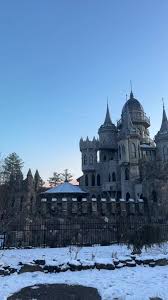 Chris Mark Castle (@thechrismarkcastle)’s videos with Polar Express