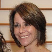 Holly Giroux's Instagram, Twitter & Facebook