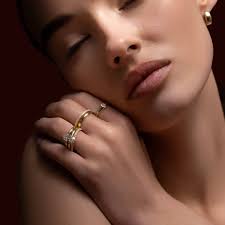 Moissanite Engagement Rings