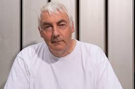 Kevin Mcaleer's Instagram, Twitter & Facebook