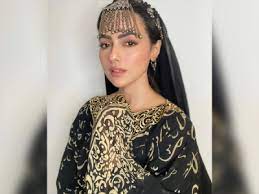 Halsey can light up a stage or a red carpet like no one's business, but when it comes to her music videos, rather than aiming for. Wajah Tum Ho Actress Sana Khaan Dresses Up Like Halima From Ertugrul Boldsky Com