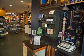 Exploratorium Store Pier 15 By Shopworks Design San Francisco 05 Exploratorium Store Pier 15 By Shopworks Design San F Exploratorium Design Online Shop Design