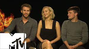 The Hunger Games Mockingjay: DeletedSex Scenes - Cast Chat All | MTV  Movies - YouTube