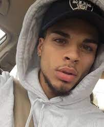 If the light skinned black people are actually of mixed race, one white parent and one black parent like say halle berry, even though she identifies as black, genetically she is biracial, they are not of the same race but of. Pin On Beautiful Men