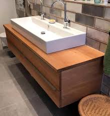 Waschbeckenschrank holz eiche massiv mit becken und 3 schubladen. Waschtisch Aus Eiche Mit Vier Schubkasten Badezimmer Neu Gestalten Waschtisch Unterschrank
