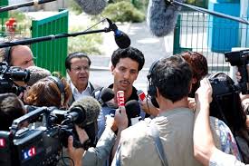 L'avocate d'omar raddad va déposer jeudi une nouvelle requête en révision de son procès sur la base de nouvelles analyses des traces d'adn découver. Omar M A Tuer De Roschdy Zem Angle S De Vue