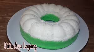 Resep 'putu ayu' paling teruji. Kue Putu Ayu Loyang Cuma 1 Telur Bisa Dimakan Rame Rame Youtube