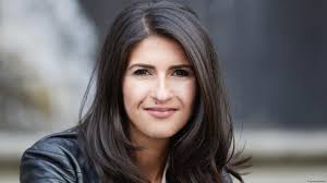 Berlin İş Mahkemesi: Öğretmen derste başörtüsü takamaz