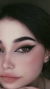 Willow McDaniel (willowmcdaniel)