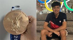 Jul 31, 2021 · 他是2004年夏季奧運會馬拉松銅牌得主。當時一位觀眾，前愛爾蘭牧師neil horan，在他於馬拉松第35公里領先的時候襲擊了他，導致他的名次從第一下滑到第三。他後來因此獲得了顧拜旦獎章。 Ex Skwv41to6rm