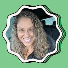 Amy Gilkison's Instagram, Twitter & Facebook