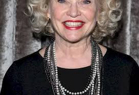 Sandra Dickinson : sa biographie, filmographie, et quelques photos