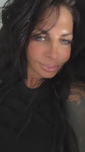 Tanya Smith Petigrew