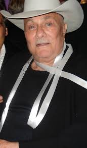 Tony Curtis made himself at home