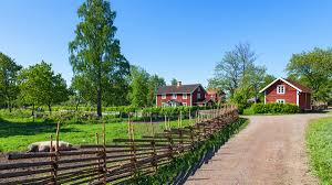 Landskapets namn kommer från de små landen, vilka var de gamla folklanden som skötte tingen m.m. Climate Smaland Snow Sure Best Time To Visit Weather