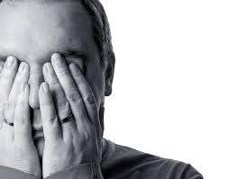 Am senzatia aproape mereu ca am un nod in gat, care uneori ma doare. PanicÄƒ Tratament Anxietate