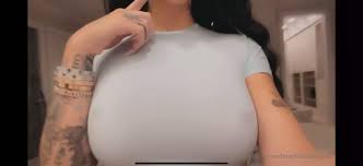 Bhad Bhabie X: Pokies de pezón graduadas ver a través de Onlyfans Set Leaked  - Porno Rancho