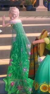 A Good Look At Elsa S Cape From The Back In Frozen Fever Frozen Fever Elsa Disney Frozen Elsa Frozen Film