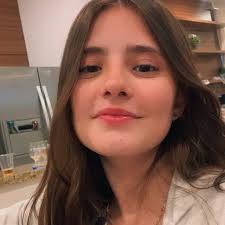 Julia Martins (@juucmartinss) • Threads, Say more