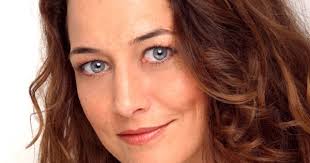 The Pine Valley Bulletin: Rediscover Hillary Wilson: Carmen Thomas-Paris