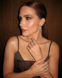 Sonia Bush's Instagram, Twitter & Facebook