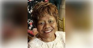 Sharon Spratt's Instagram, Twitter & Facebook