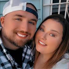 Looking for family picture photographer recommendations in Auburn, N.Y.?