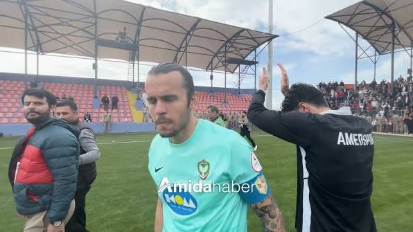 Maç sonrası #Amedspor’un kaptanı Erce Kardeşler Amida Haber’e konuştu: , Vura vura gitmek istiyoruz