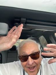 Kevin Harrow's Instagram, Twitter & Facebook