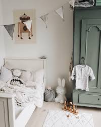 Diy Furs Kinderzimmer Alte Schranke Neue Liebe Kinder Zimmer Kinderschlafzimmer Kinderzimmer