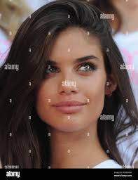 Marie sara hi-res stock photography and images