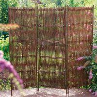 Paravents Als Flexibler Sichtschutz Fur Den Balkon Paravents Mit Weide Polyrattan Oder Kunststoff Kleiner Balkon Garten Sichtschutz Garten Sichtschutz Weide