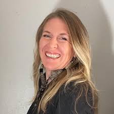 Amazon.in: Amanda DeCarlo: books, biography, latest update