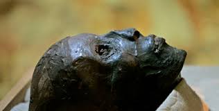 Legende von tutanchamun | tutanchamun oder tutanchamun (auf ägyptisch: Tutanchamun War Kind Aus Inzest Beziehung