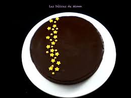Le Fondant Au Chocolat Super Simple Pour L Anniversaire De Valina Les Delices De Mimm Gros Gateau Au Chocolat Fondant Au Chocolat Gateau Chocolat