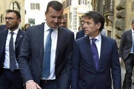 Da di maio a salvini, tutti i voti. Casalino E Le Minacce Ai Tecnici Di Tria Tiscali Notizie
