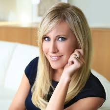 Annie Becker (@anniebecker)