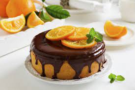 La glassa al cioccolato è una preparazione base della pasticceria, ideale per glassare o decorare torte, dessert, biscotti. Torta All Arancia Con Glassa Al Cioccolato Bimby Ricetta Food Blog