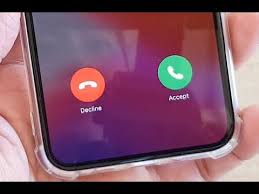 Briefly, what you're going to end up doing is pressing and holding both the volume up and the sleep/wake buttons again. Iphone 11 Pro How To Answer Decline An Incoming Call Youtube