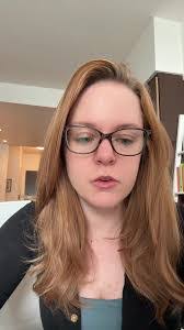 Stephanie Lemon's Instagram, Twitter & Facebook