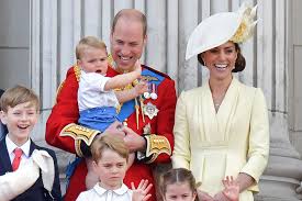 Prince william arthur philip louis was born on june 21. Herzogin Catherine Prinz William Fotos Ihrer Kinder Begeistern Fans Brigitte De