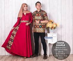 Check spelling or type a new query. 30 Batik Couple Kombinasi Polos Modern Free Gambar