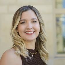 Alexandra Dalton's Instagram, Twitter & Facebook