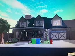 Simple lines, even proportions and the celebration of natural materials are all attractive elements that don't look outdated in the least. Nice Little Craftsman Family Home Bloxburg
