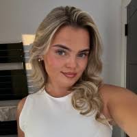 100+ "Lucinda Simpson" profiles