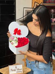 Access Natasha Moeslinger's full viral sex video collection