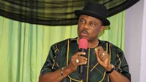 Jun 18, 2021 · national executives of the people's democratic party have ruled out claims of leadership of a faction of the party in anambra. Governor Obiano Imposes Curfew On Two Anambra Communities