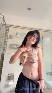 Uwu.yor Short Hair Gorgeous Teen Girl Showing Her Thick Booty And Tits OnlyFans  Leaked Video | Thothub.