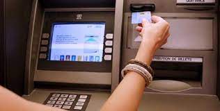 Geld abheben an über 18.300 geldautomaten. Geld Im Geldautomaten Vergessen Was Sie Tun Konnen