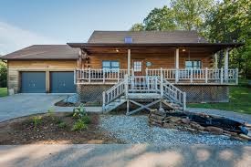 Look no further than the mountain valley ranch. Northwest Arkansas Ozarks Vacation Homes And Cabins Mountain Valley Ranch